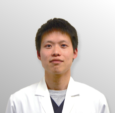 岩崎 遼太